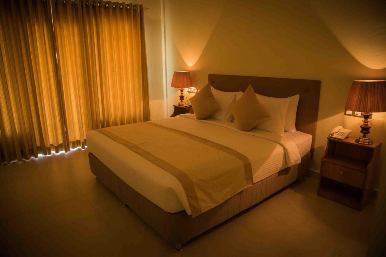 Sungreen Resort Habarana Exterior foto