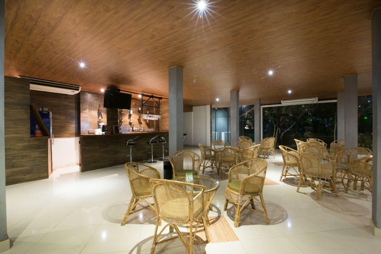 Sungreen Resort Habarana Exterior foto