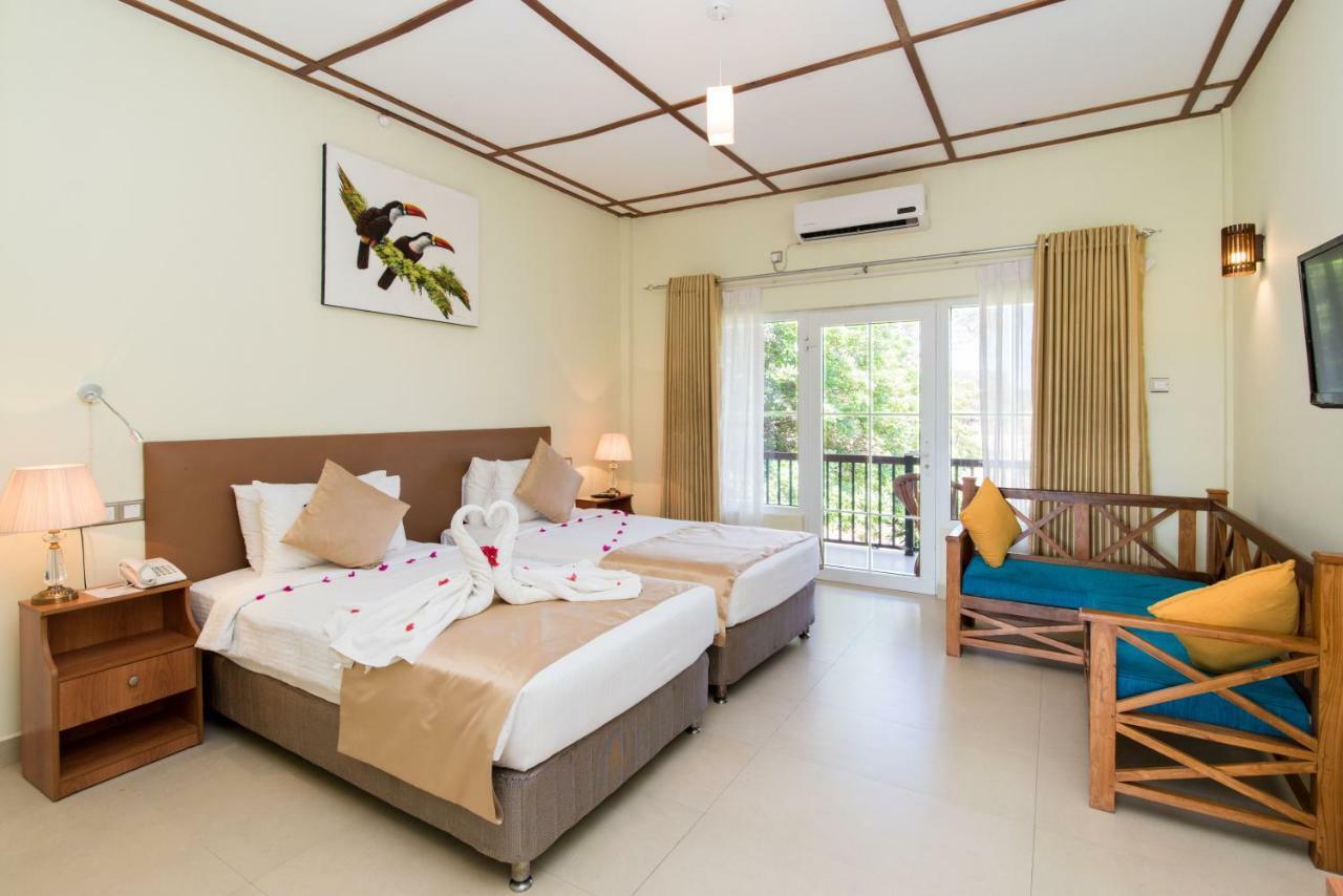 Sungreen Resort Habarana Habitación foto